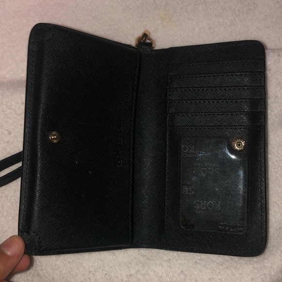 Michael Kors Purse with wristlet - Picture 5 of 7